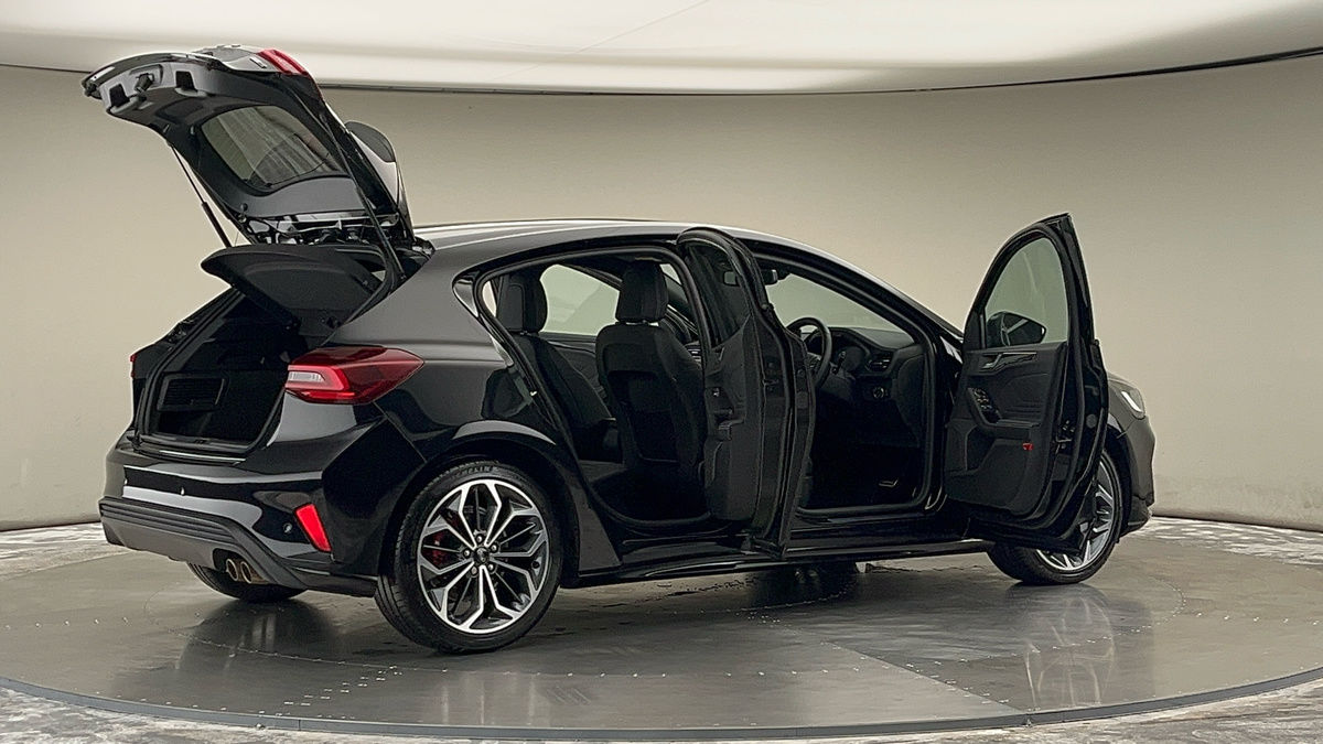 More views of Ford Focus