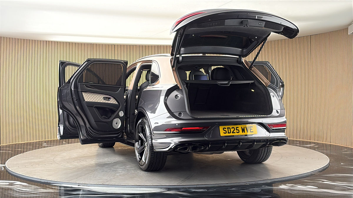More views of Bentley Bentayga