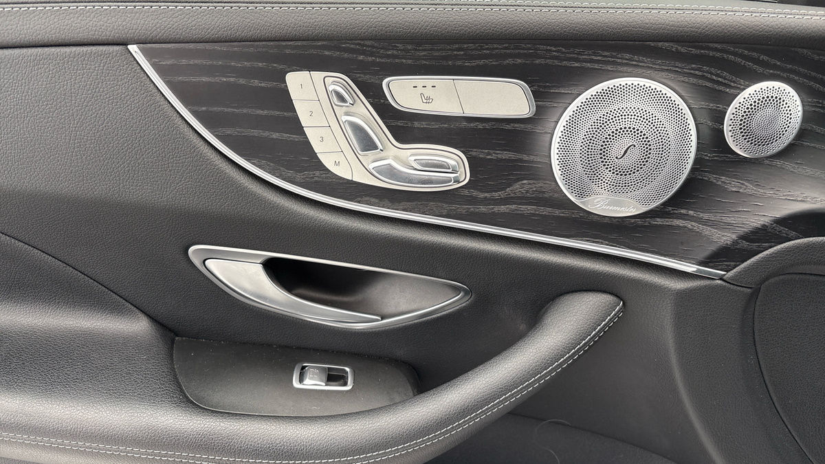 Mercedes-Benz E Class Image 19