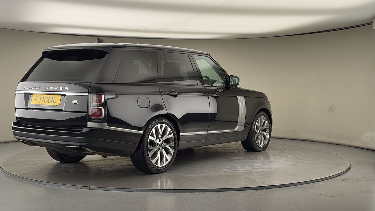 More views of Land Rover Range Rover