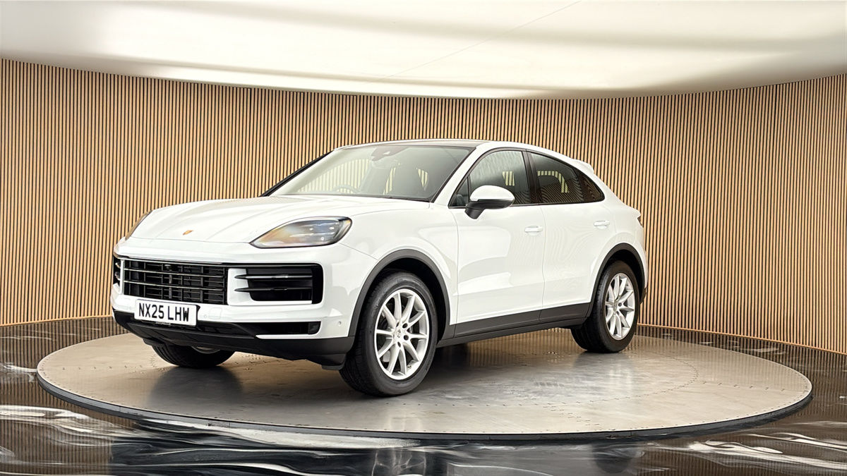 More views of Porsche Cayenne