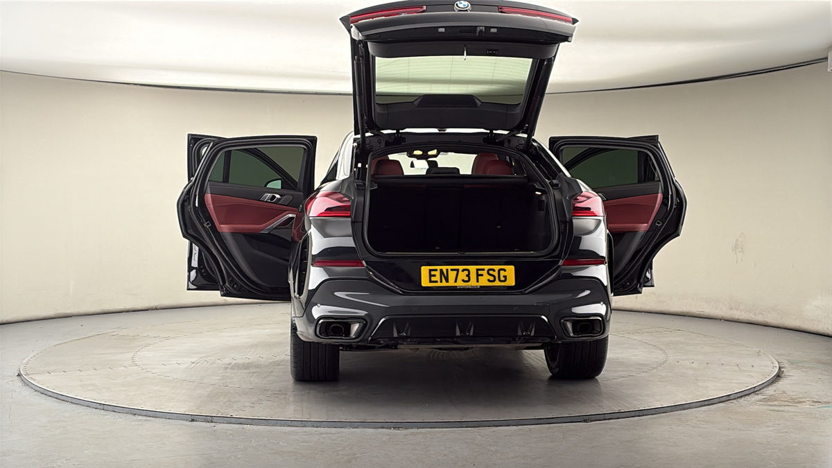 More views of BMW X6