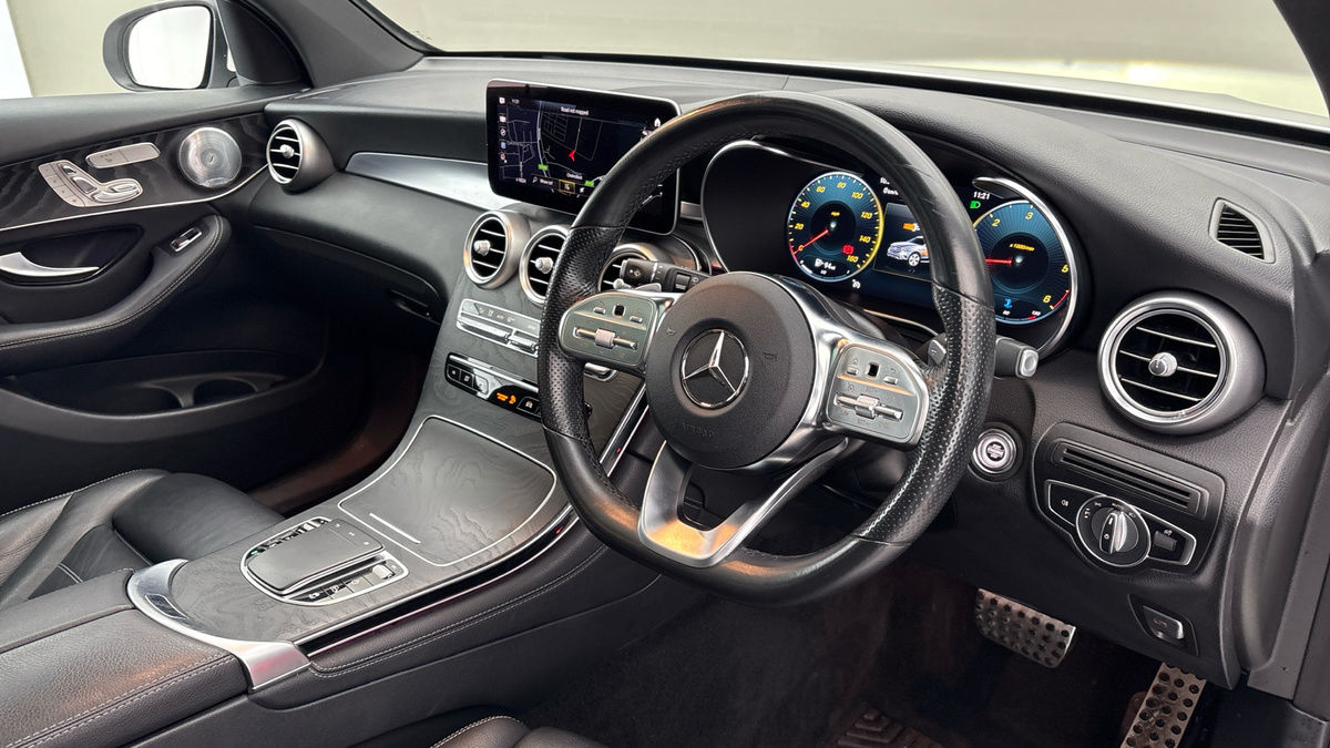 Mercedes-Benz GLC Image 5
