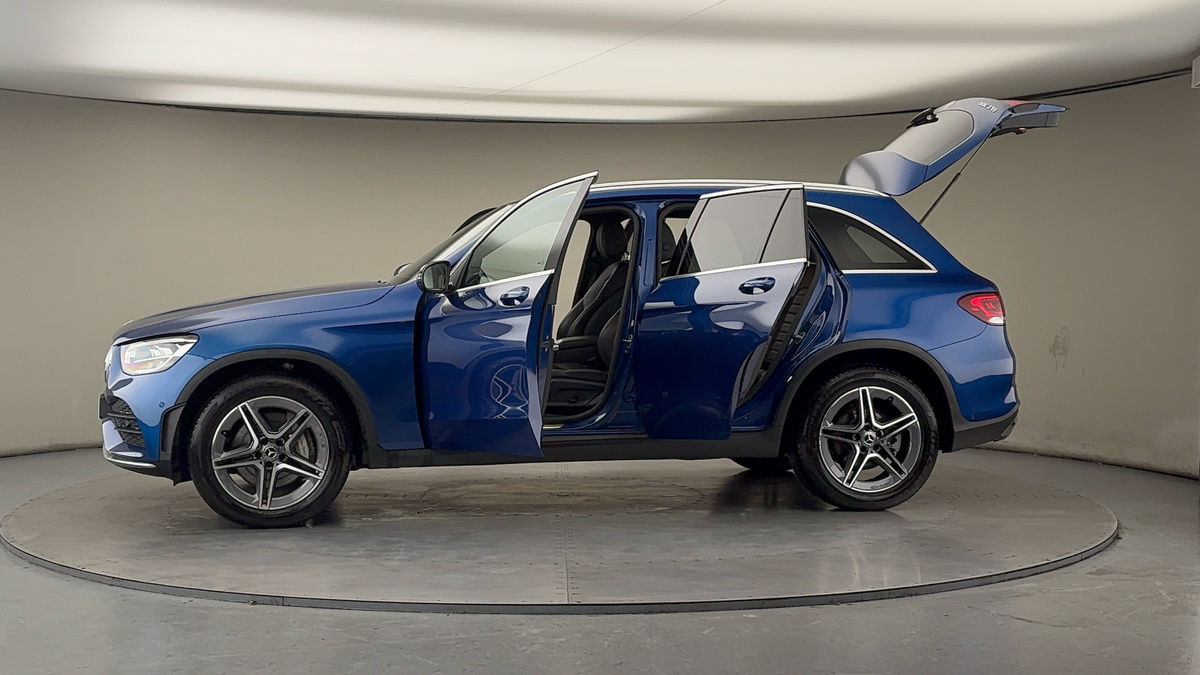 More views of Mercedes-Benz GLC