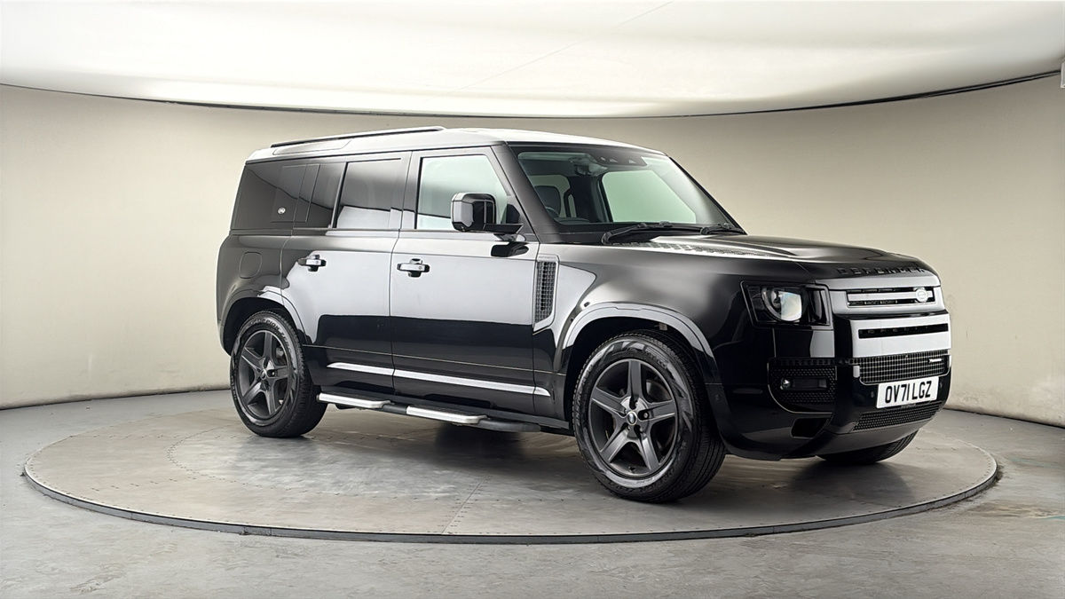 More views of Land Rover Defender 110