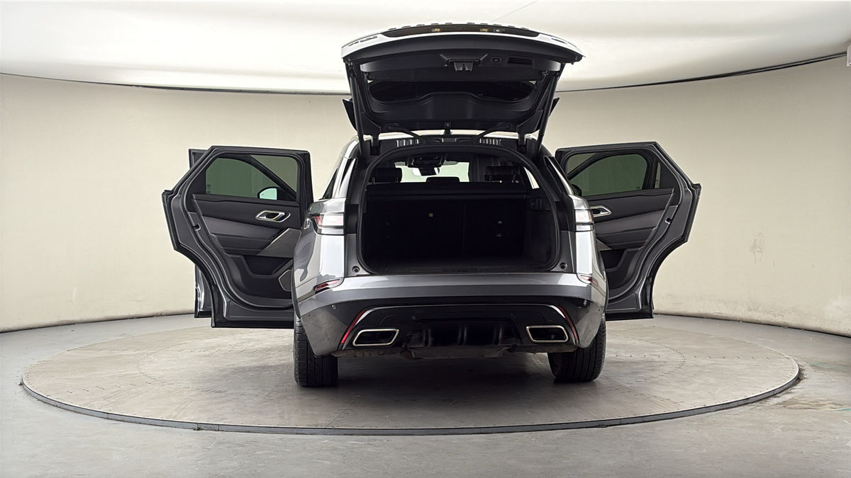 More views of Land Rover Range Rover Velar