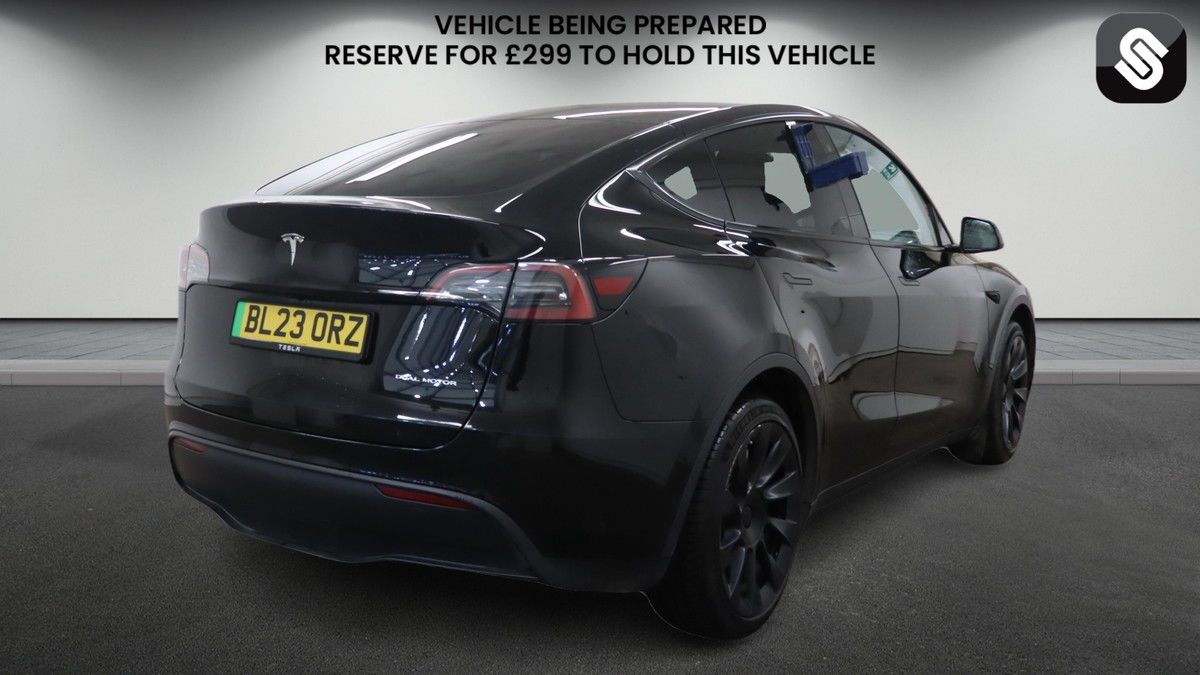 Tesla Model Y Image 4