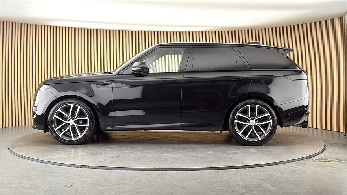 Land Rover Range Rover Sport Image 15