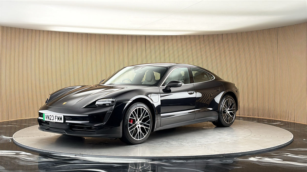 Porsche Taycan Image 20