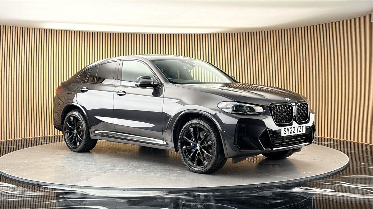 More views of BMW X4