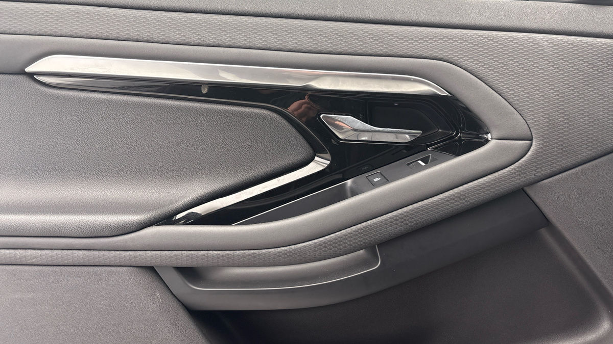 Land Rover Range Rover Evoque Image 19