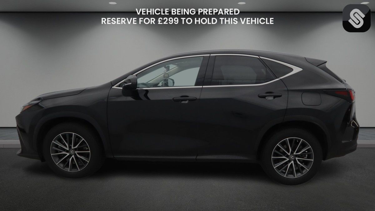Lexus NX Image 6