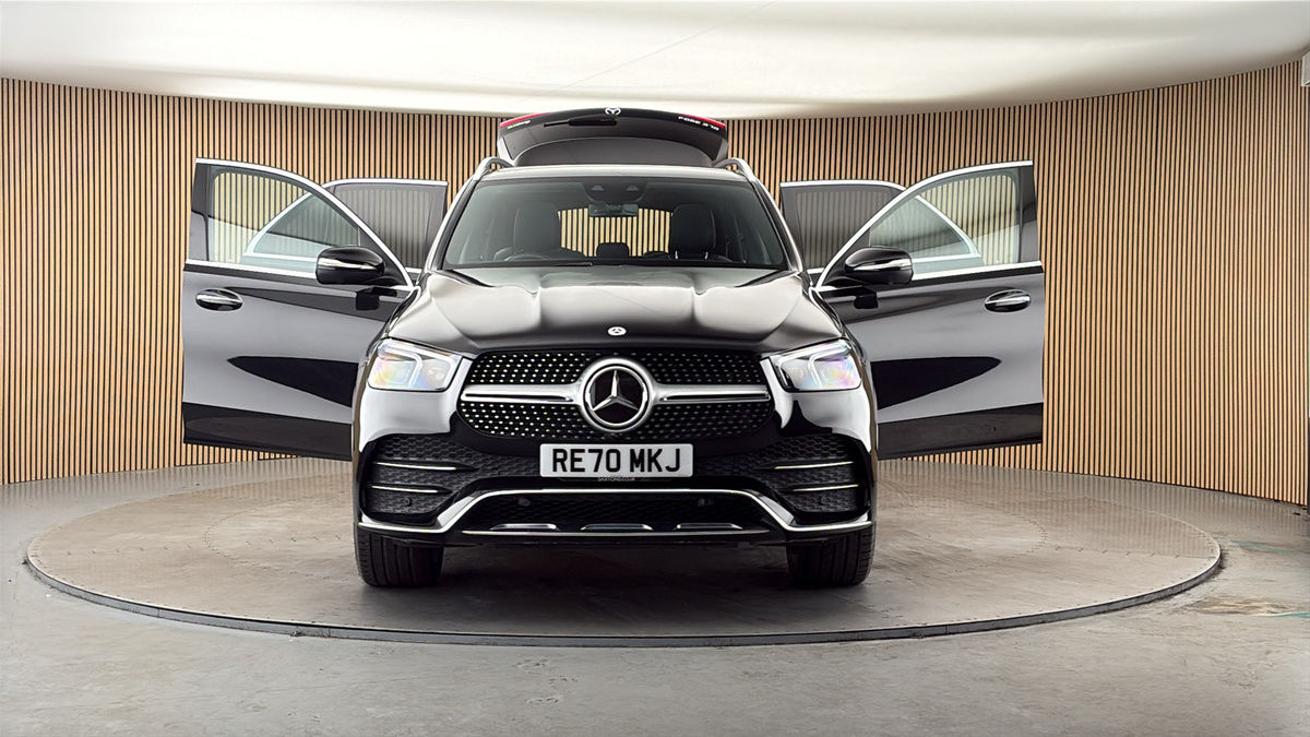 More views of Mercedes-Benz GLE