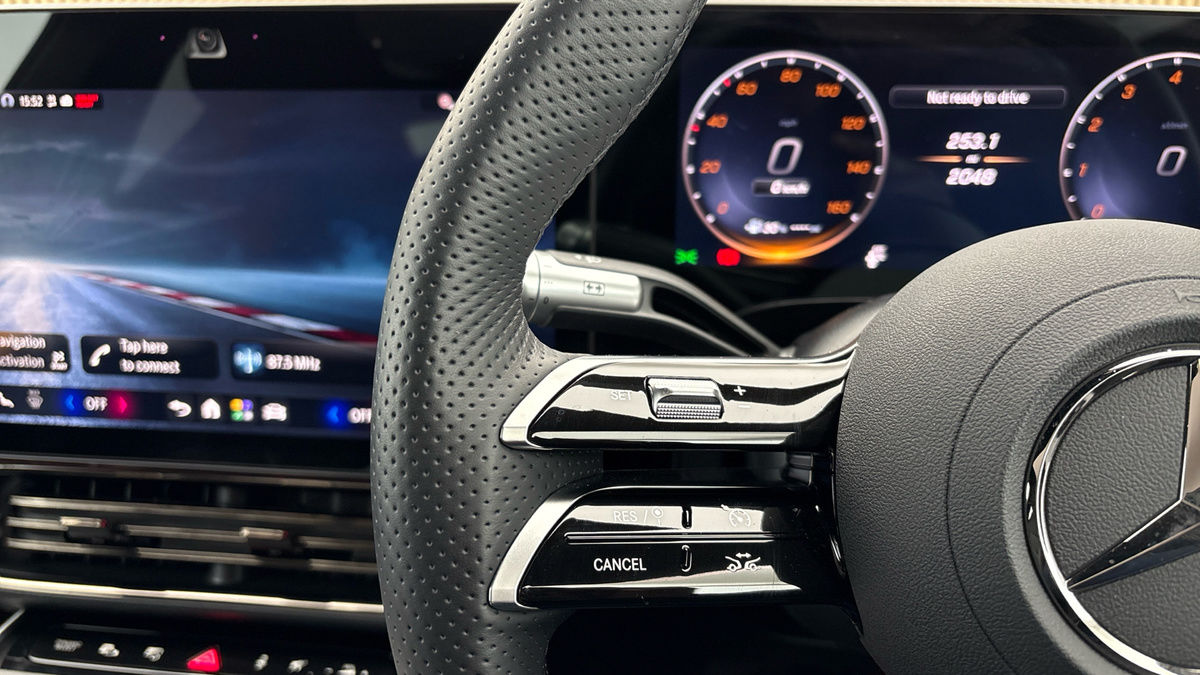 Mercedes-Benz CLA Image 13