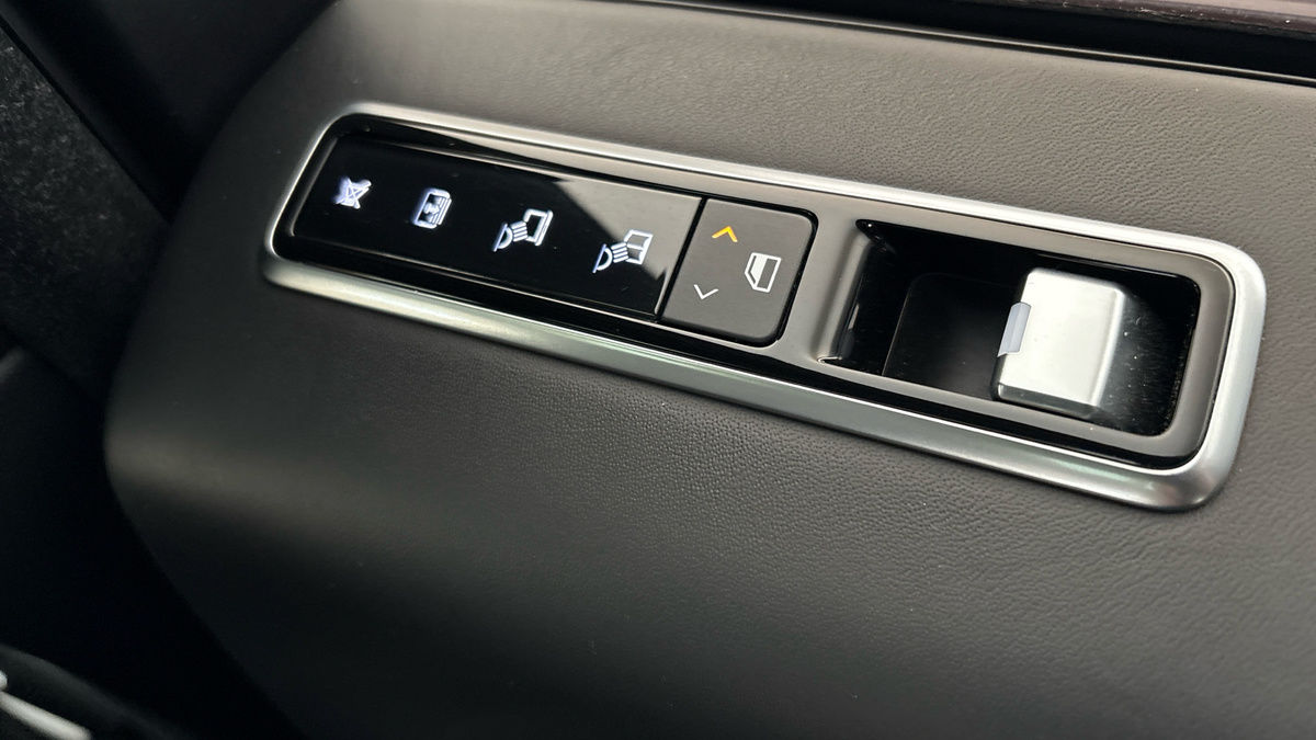 Land Rover Range Rover Image 29