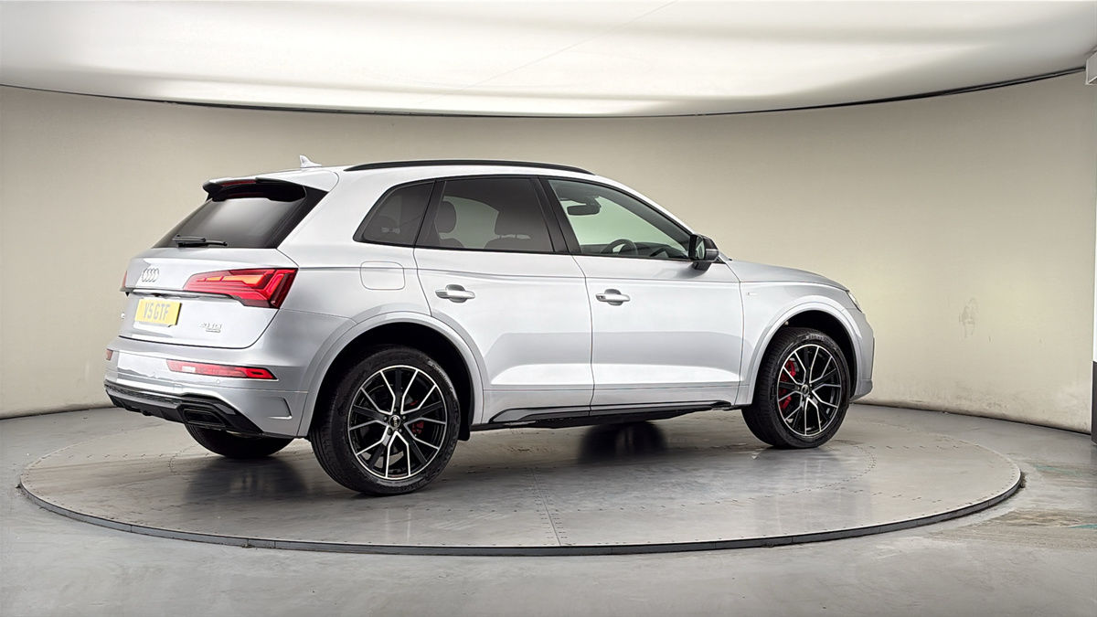 More views of Audi Q5