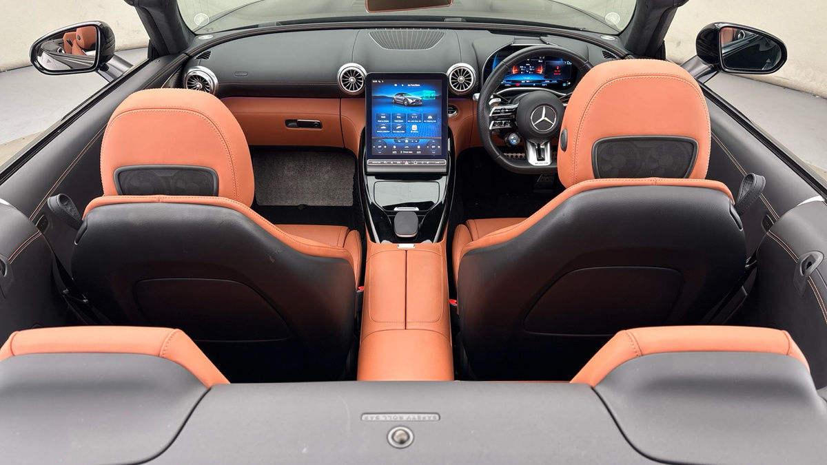 Mercedes-Benz SL Image 6