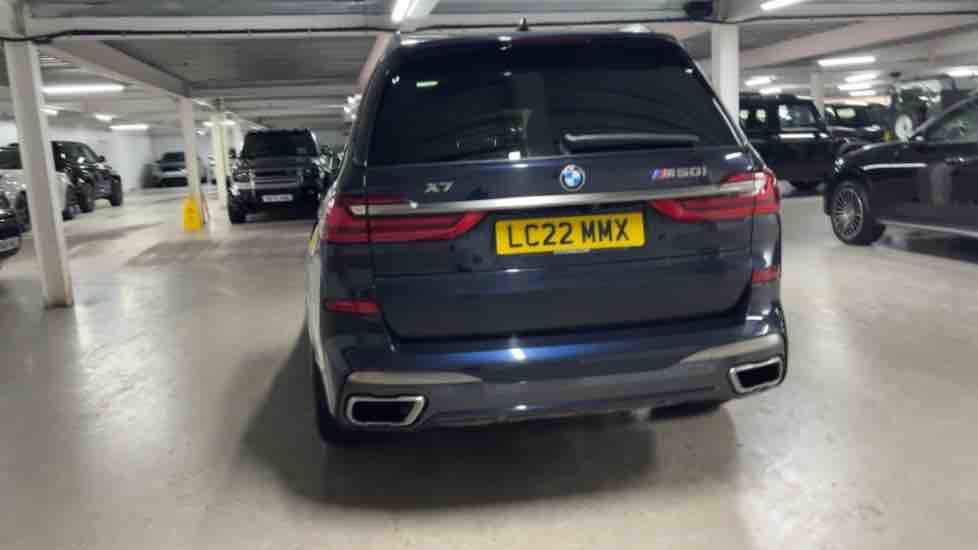 More views of BMW X7