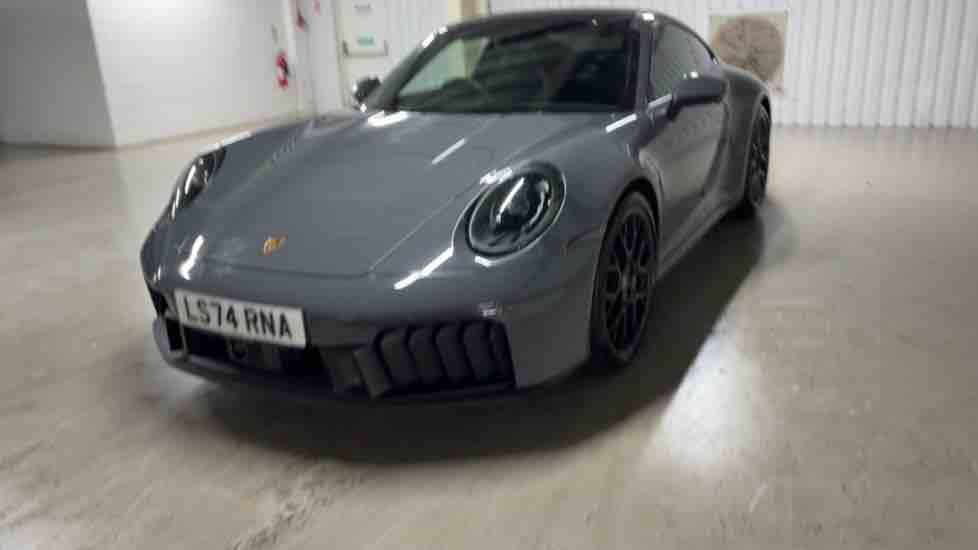 More views of Porsche 911