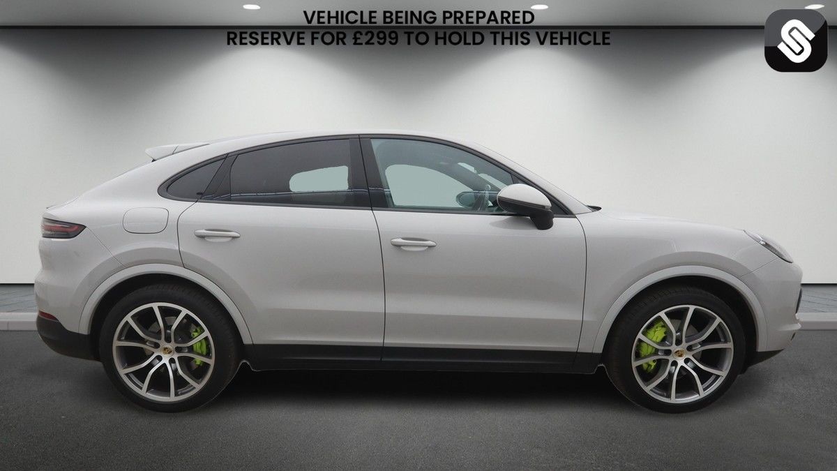 Porsche Cayenne Image 5