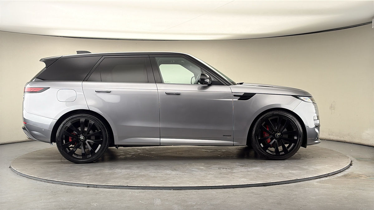 Land Rover Range Rover Sport Image 16
