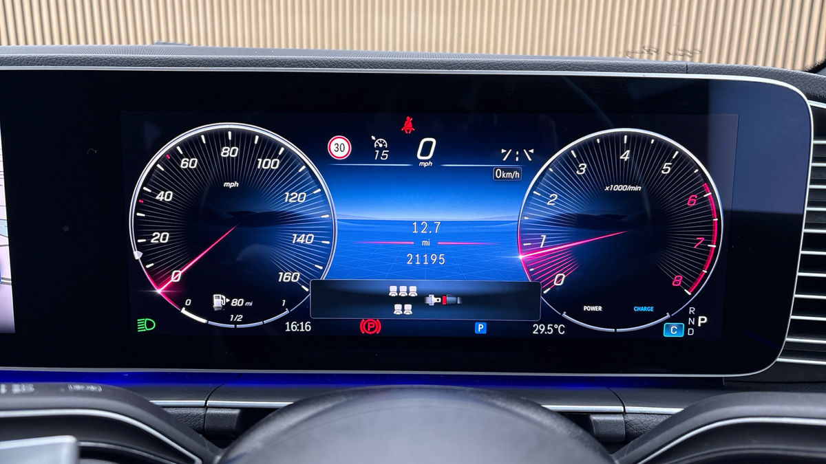 Mercedes-Benz GLE Image 35