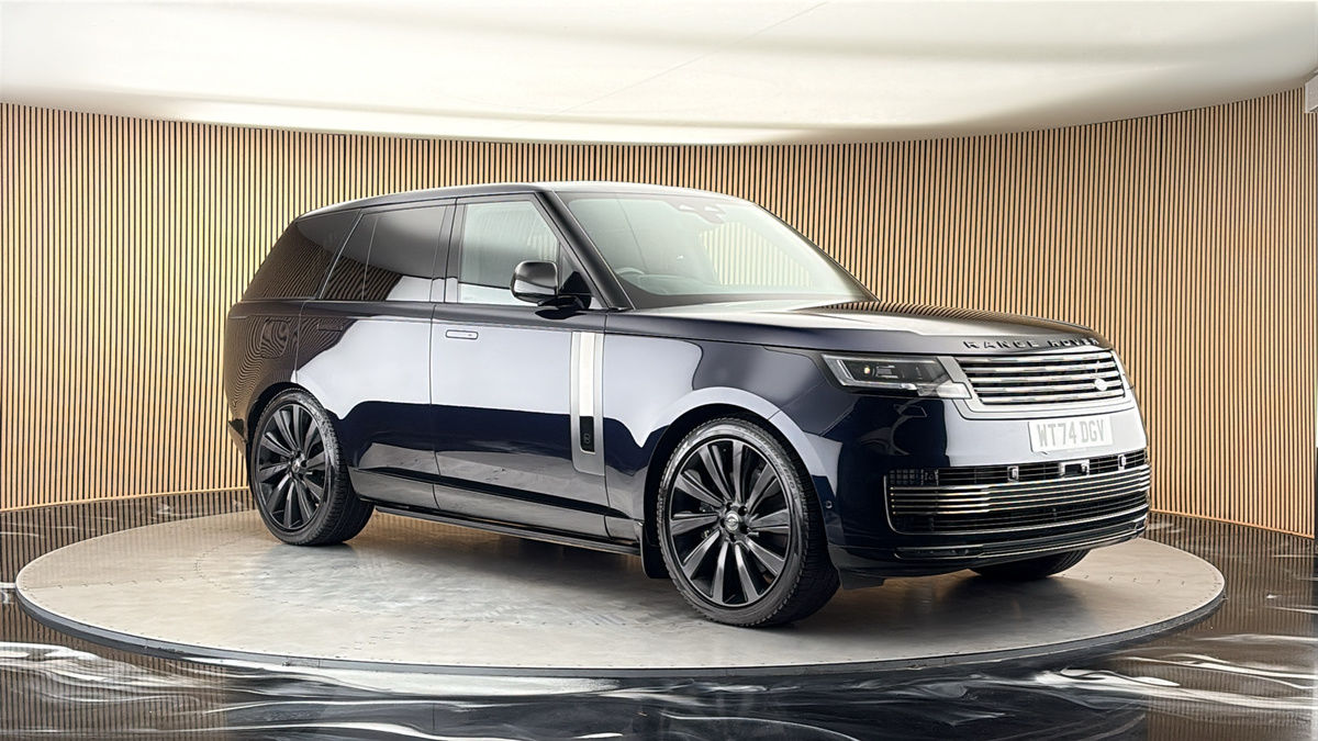 More views of Land Rover Range Rover