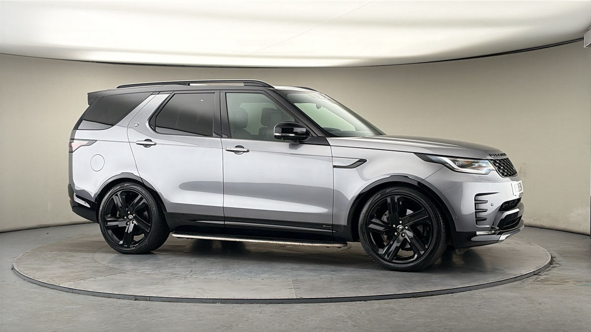 More views of Land Rover Discovery