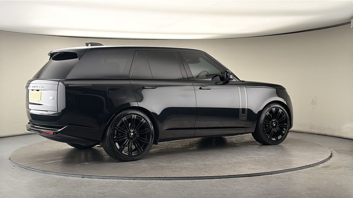 More views of Land Rover Range Rover