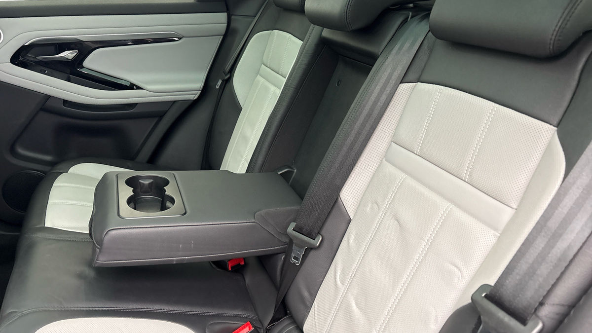 Land Rover Range Rover Evoque Image 9