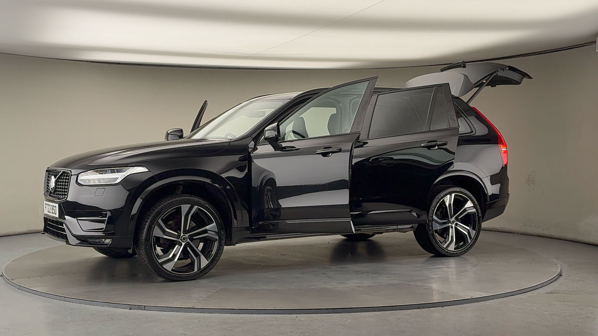 More views of Volvo XC90