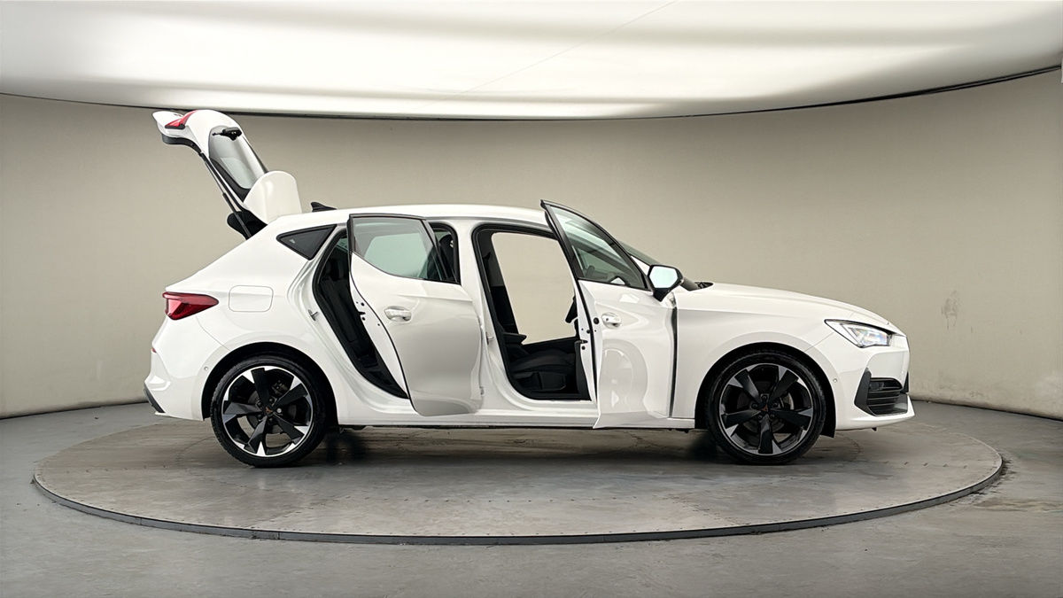 More views of CUPRA Leon