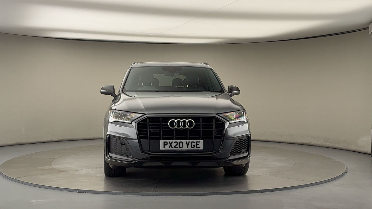 More views of Audi Q7