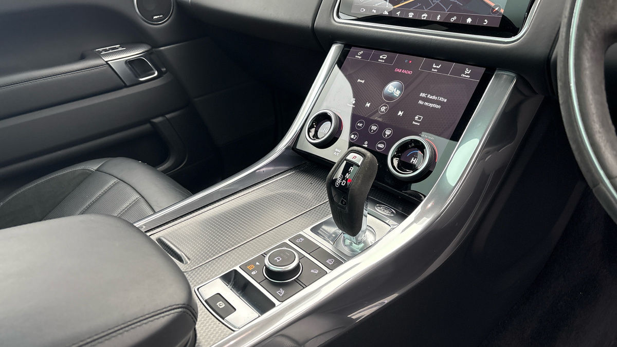 Land Rover Range Rover Sport Image 18