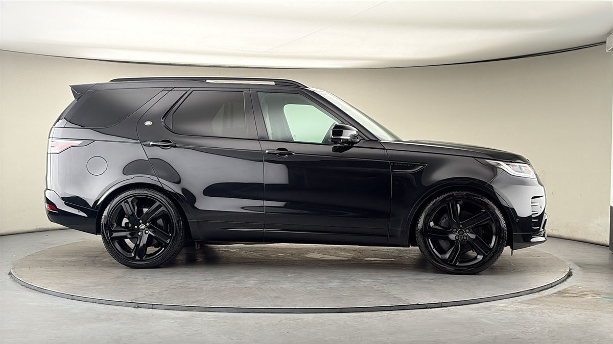 More views of Land Rover Discovery