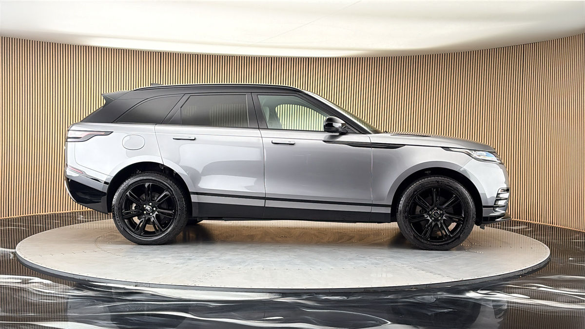 More views of Land Rover Range Rover Velar