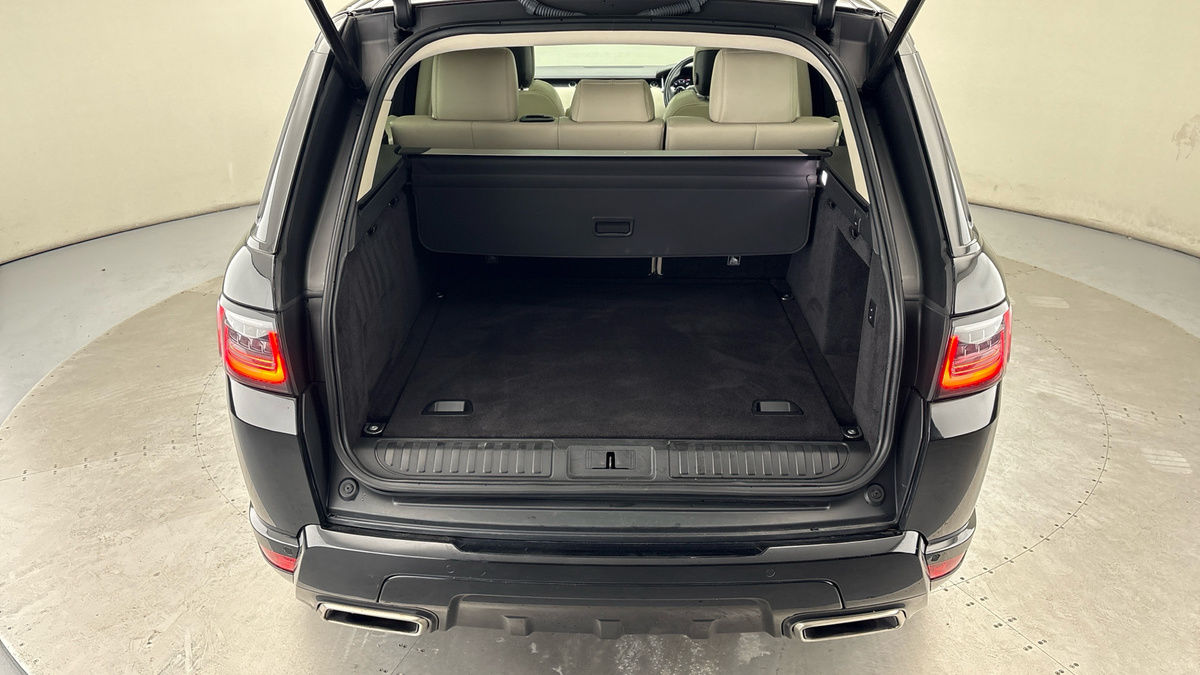 Land Rover Range Rover Sport Image 11