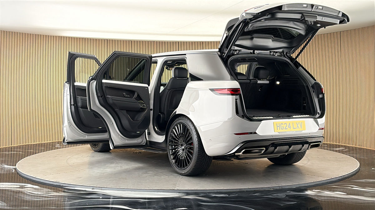 Land Rover Range Rover Sport Urban Image 23