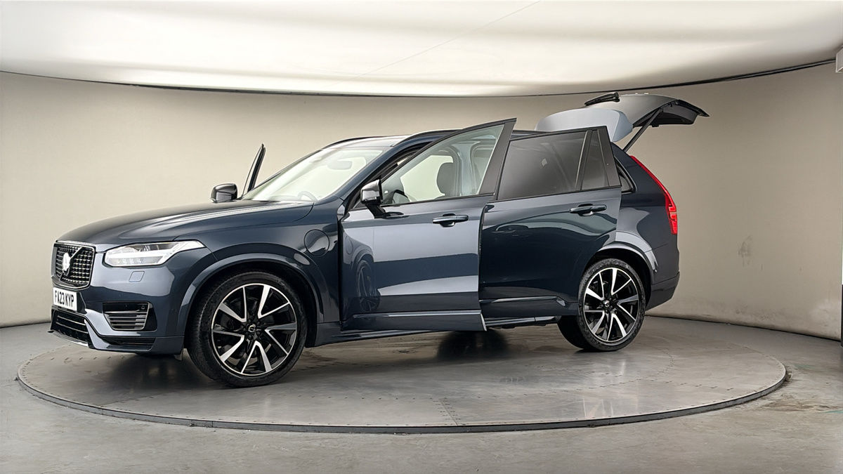 More views of Volvo XC90