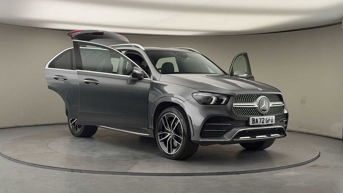 More views of Mercedes-Benz GLE