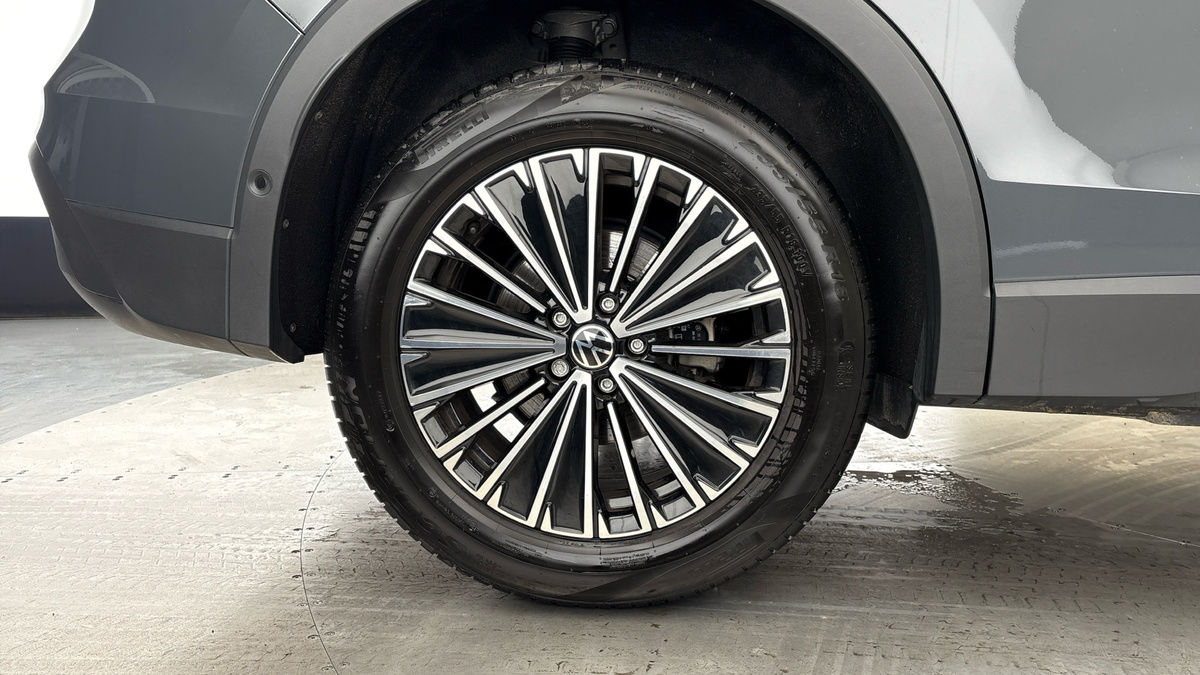 Volkswagen Tiguan Image 10