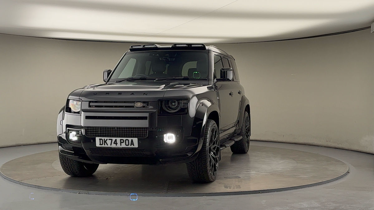 More views of Land Rover Defender 110