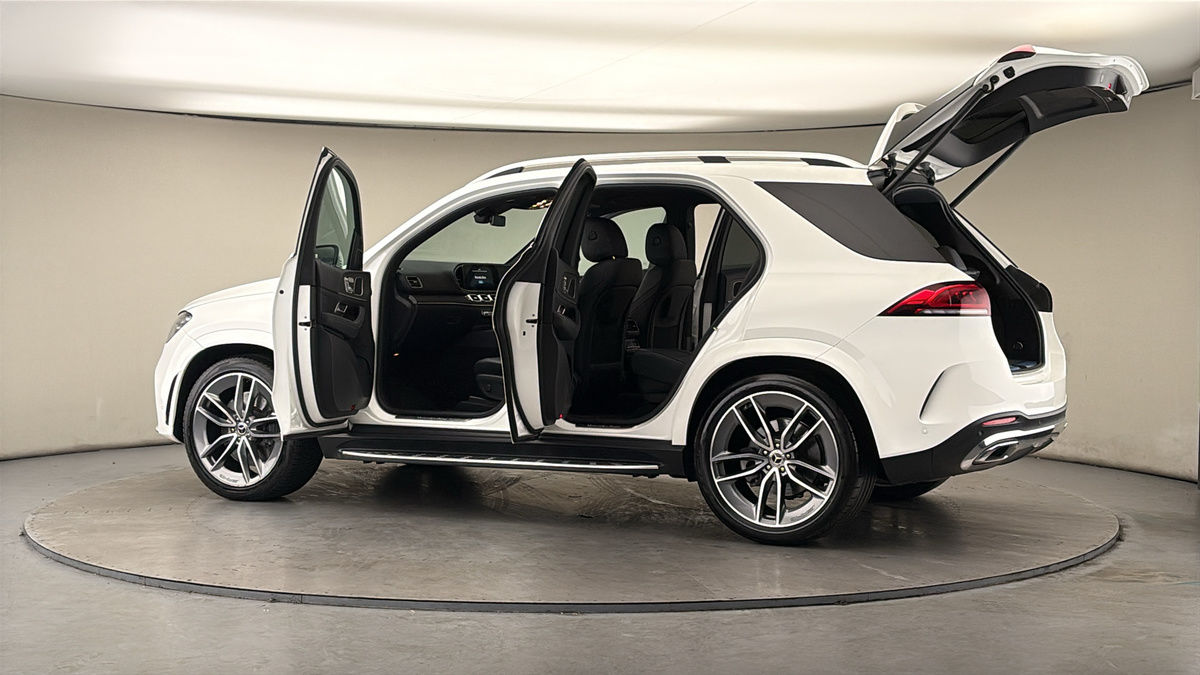 More views of Mercedes-Benz GLE