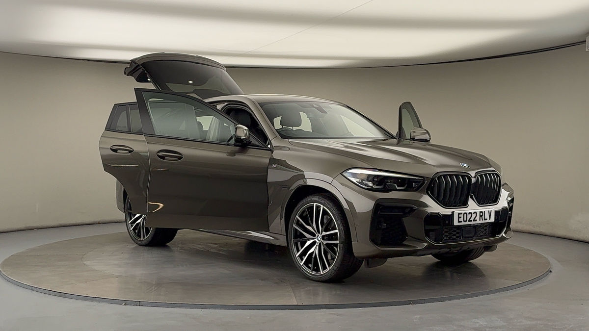 More views of BMW X6