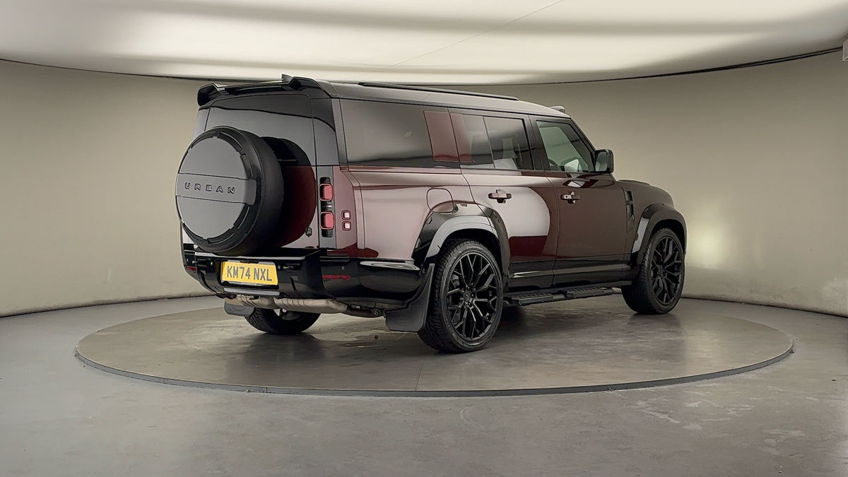 More views of Land Rover Defender 130