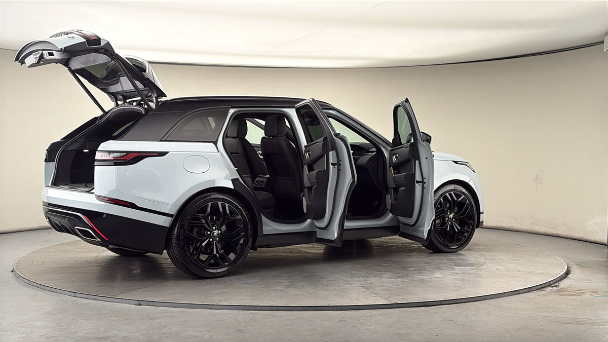 More views of Land Rover Range Rover Velar