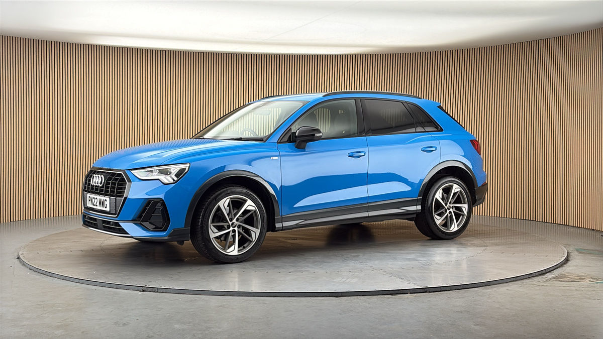More views of Audi Q3
