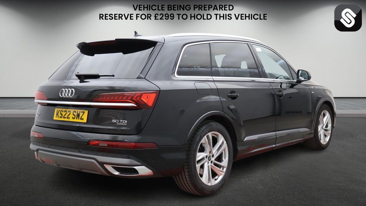 Audi Q7 Image 4