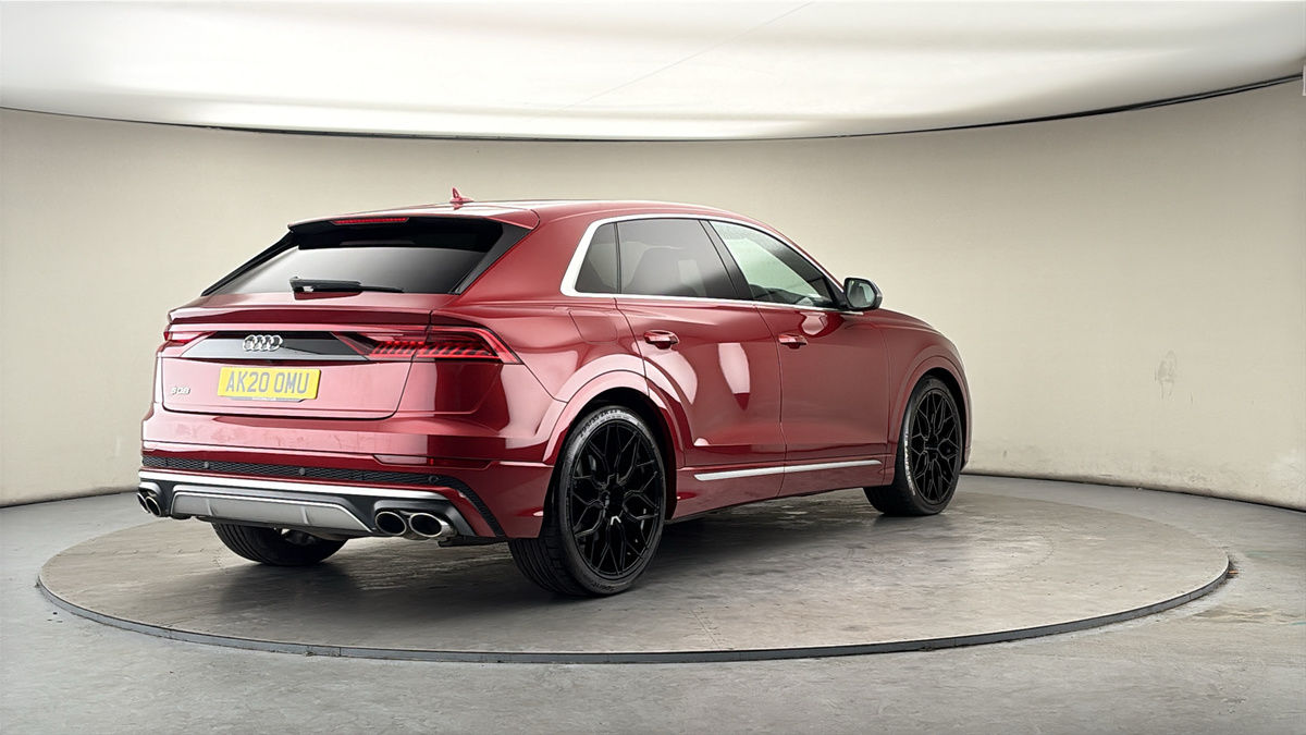 More views of Audi SQ8