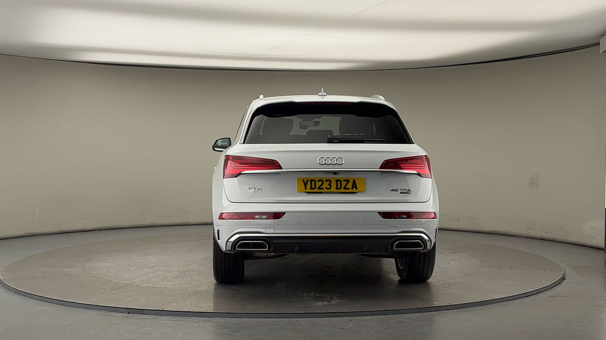 More views of Audi Q5